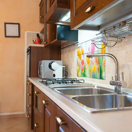 Apartamento Sweet Holidays - Lemon - Casa Con Giardino A Pochi Minuti Da San Teodoro *