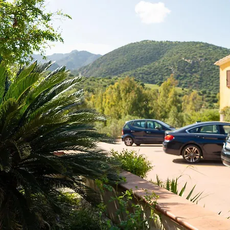 Appartamento Sweet Holidays - Lemon - Casa Con Giardino A Pochi Minuti Da San Teodoro