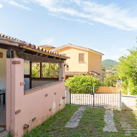 Sweet Holidays - Lemon - Casa Con Giardino A Pochi Minuti Da San Teodoro Appartamento